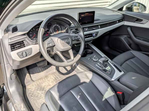 Audi A4 V (B9) с пробегом 2019 года, цена 2 749 000 рублей, 75481 км, седан, Автокод Объявления