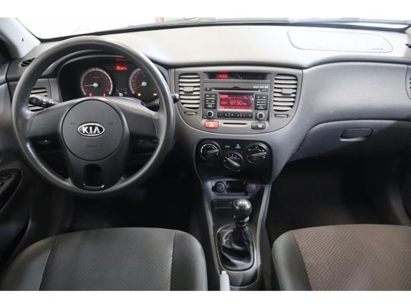 Kia Rio II Рестайлинг с пробегом 2010 года, цена 454 000 рублей, 295322 км, седан, Автокод Объявления