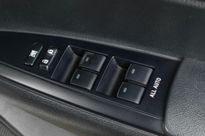 Toyota Corolla XI (E160 E170) Рестайлинг 2 с пробегом 2018 года, цена 1 429 000 рублей, 131000 км, универсал, Автокод Объявления