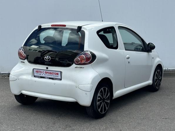Toyota Aygo I Рестайлинг с пробегом 2010 года, цена 550 000 рублей, 107313 км, хэтчбек, Автокод Объявления