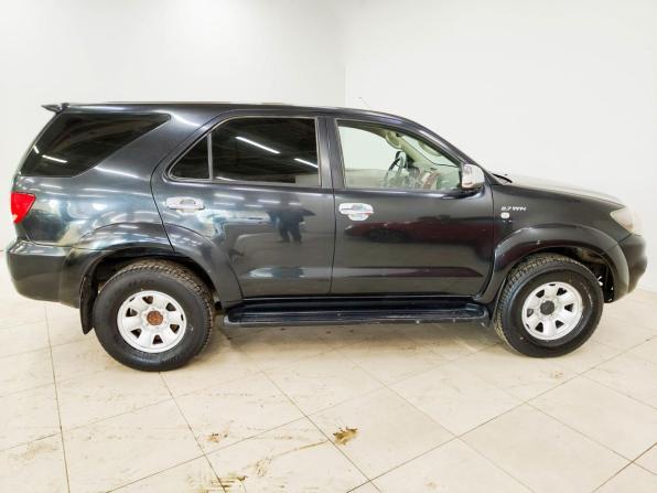 Toyota Fortuner I с пробегом 2006 года, цена 1 732 500 рублей, 118263 км, внедорожник, Автокод Объявления