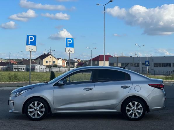 Kia Rio IV с пробегом 2017 года, цена 1 319 000 рублей, 87720 км, седан, Автокод Объявления