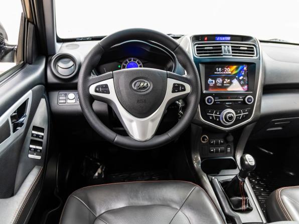 Lifan X60 I Рестайлинг 2 с пробегом 2016 года, цена 788 000 рублей, 116852 км, внедорожник, Автокод Объявления