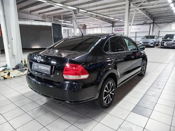 Volkswagen Polo V с пробегом 2012 года, цена 600 000 рублей, 239043 км, седан, Автокод Объявления