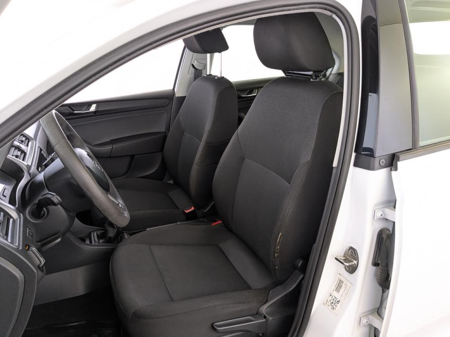 Skoda Rapid I Рестайлинг Москва  - изображение 20