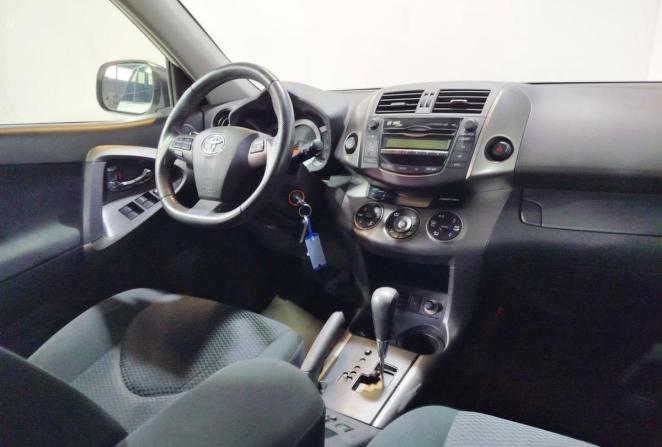 Toyota RAV4 IV (XA40) с пробегом 2012 года, цена 1 590 000 рублей, 302774 км, внедорожник, Автокод Объявления