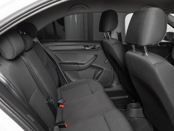 Skoda Rapid I Рестайлинг с пробегом 2019 года, цена 1 264 700 рублей, 90000 км, лифтбек, Автокод Объявления