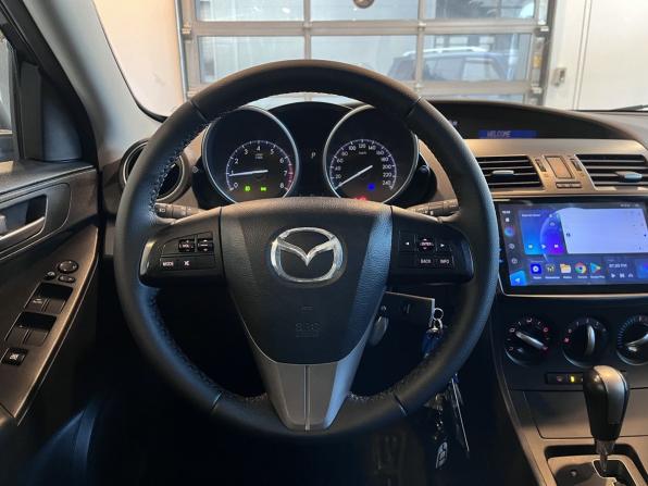 Mazda 3 II (BL) Рестайлинг с пробегом 2012 года, цена 800 000 рублей, 139787 км, хэтчбек, Автокод Объявления