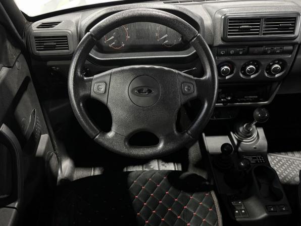 Lada (ВАЗ) Niva Legend I с пробегом 2025 года, цена 1 302 000 рублей, 3740 км, внедорожник, Автокод Объявления
