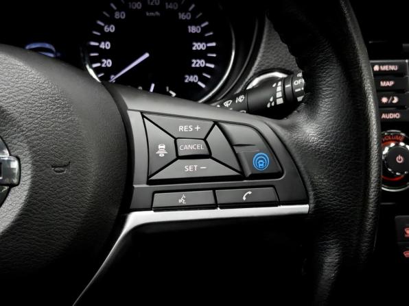 Nissan Qashqai II Рестайлинг с пробегом 2021 года, цена 2 425 000 рублей, 70573 км, внедорожник, Автокод Объявления