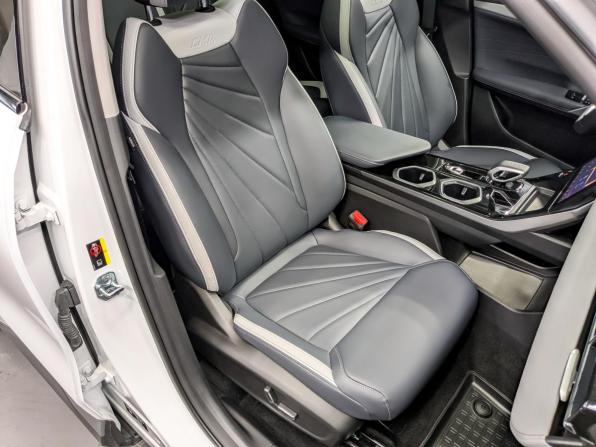 Geely Atlas II с пробегом 2025 года, цена 3 330 000 рублей, 2623 км, внедорожник, Автокод Объявления
