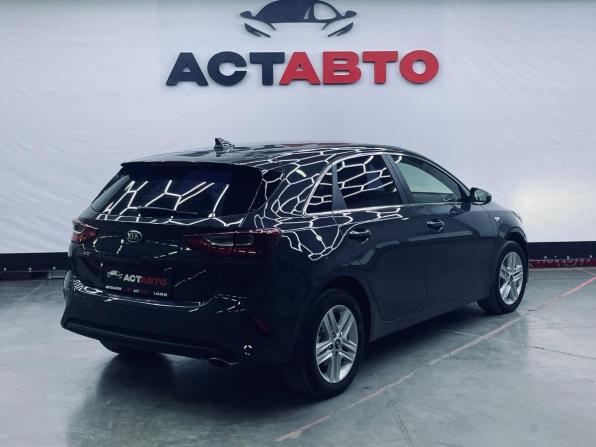 Kia Ceed III с пробегом 2019 года, цена 1 640 000 рублей, 136000 км, хэтчбек, Автокод Объявления