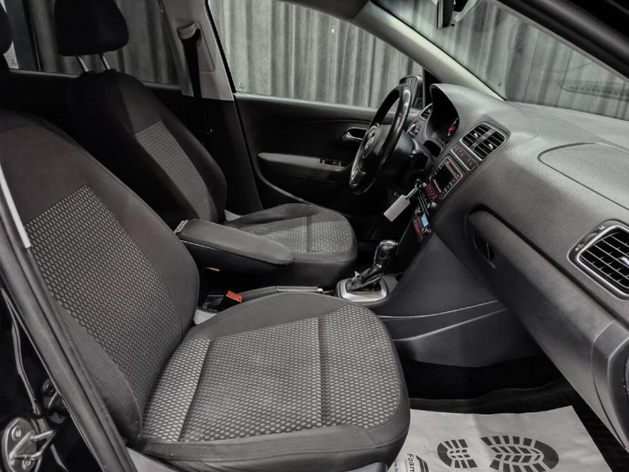 Volkswagen Polo V Красноярск  - изображение 12