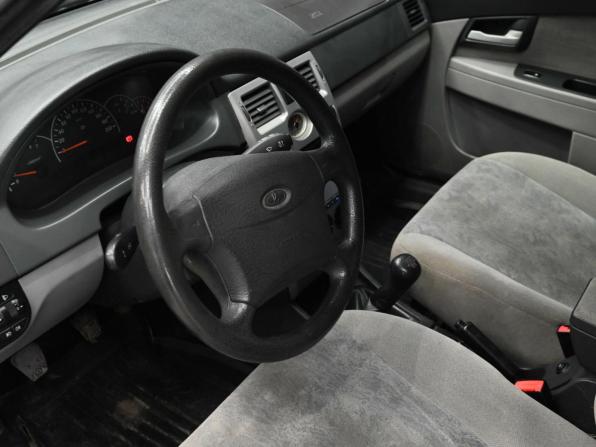 Lada (ВАЗ) Priora I с пробегом 2010 года, цена 300 000 рублей, 133023 км, хэтчбек, Автокод Объявления