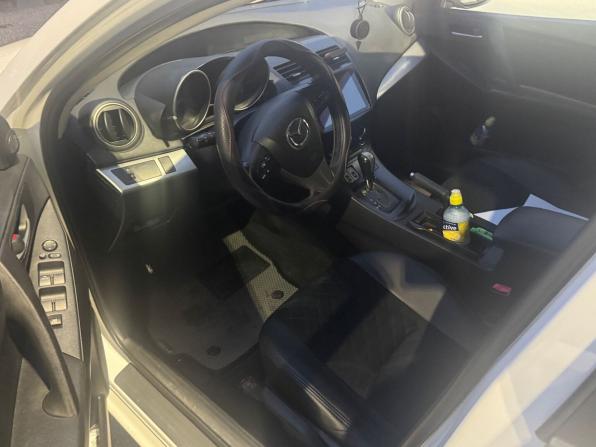 Mazda 3 II (BL) Рестайлинг с пробегом 2011 года, цена 649 000 рублей, 224806 км, хэтчбек, Автокод Объявления