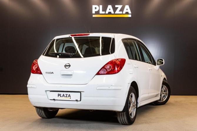 Nissan Tiida I Рестайлинг с пробегом 2011 года, цена 699 000 рублей, 69017 км, хэтчбек, Автокод Объявления