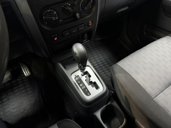 Suzuki Jimny III Рестайлинг 1 с пробегом 2008 года, цена 960 000 рублей, 161000 км, внедорожник, Автокод Объявления