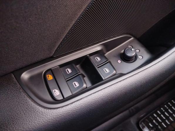 Audi A3 III (8V) с пробегом 2014 года, цена 1 290 000 рублей, 192818 км, седан, Автокод Объявления