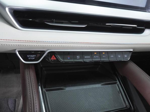 Geely Monjaro I с пробегом 2024 года, цена 3 350 000 рублей, 39970 км, внедорожник, Автокод Объявления