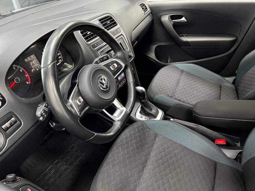 Volkswagen Polo V Рестайлинг Казань  - изображение 11