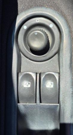 Renault Clio III с пробегом 2007 года, цена 530 000 рублей, 193855 км, хэтчбек, Автокод Объявления