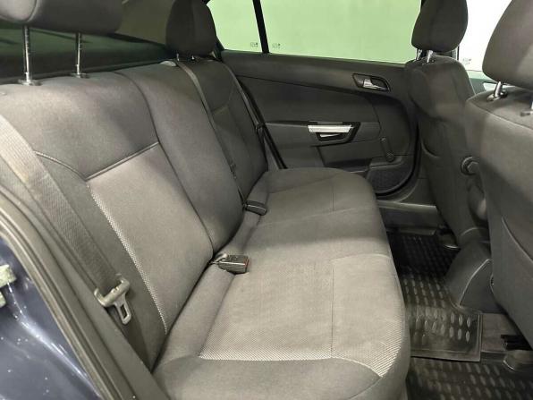 Opel Astra H Рестайлинг с пробегом 2010 года, цена 385 000 рублей, 291758 км, седан, Автокод Объявления