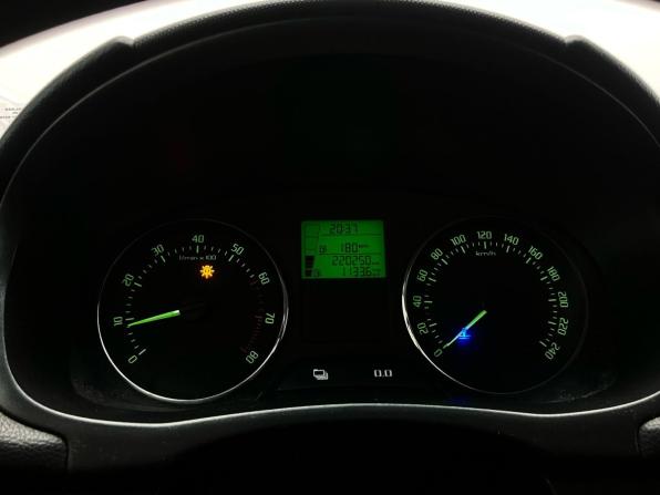 Skoda Fabia II Рестайлинг с пробегом 2010 года, цена 469 000 рублей, 220000 км, хэтчбек, Автокод Объявления