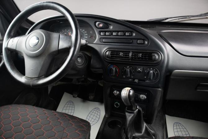 Chevrolet Niva I Рестайлинг с пробегом 2010 года, цена 529 000 рублей, 317000 км, внедорожник, Автокод Объявления