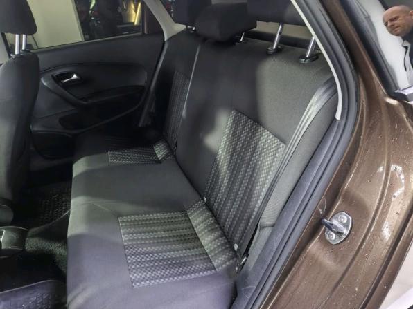 Volkswagen Polo V Рестайлинг с пробегом 2015 года, цена 880 000 рублей, 148870 км, седан, Автокод Объявления