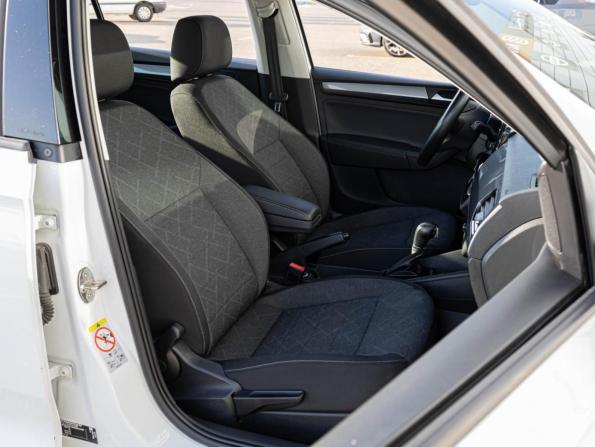 Volkswagen Polo VI с пробегом 2021 года, цена 1 610 000 рублей, 69920 км, лифтбек, Автокод Объявления