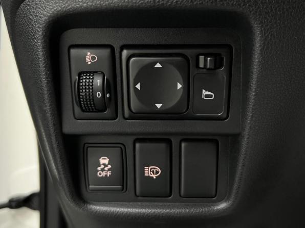 Nissan Juke I с пробегом 2014 года, цена 940 000 рублей, 165000 км, внедорожник, Автокод Объявления
