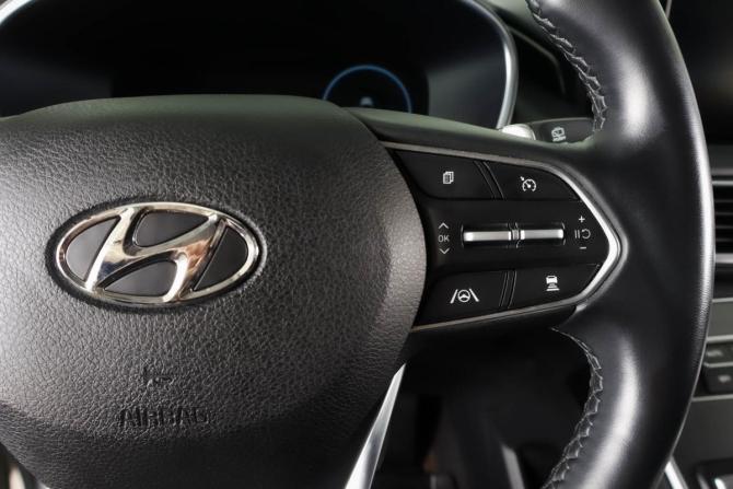 Hyundai Santa Fe IV Рестайлинг с пробегом 2021 года, цена 3 699 000 рублей, 51000 км, внедорожник, Автокод Объявления