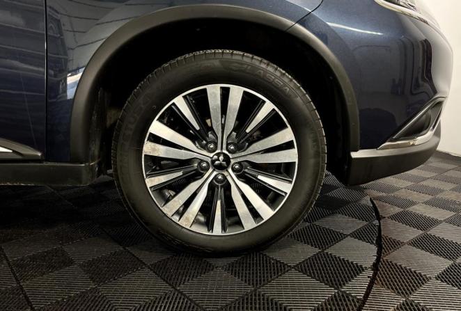 Mitsubishi Outlander III Рестайлинг 3 с пробегом 2021 года, цена 2 295 000 рублей, 82161 км, внедорожник, Автокод Объявления