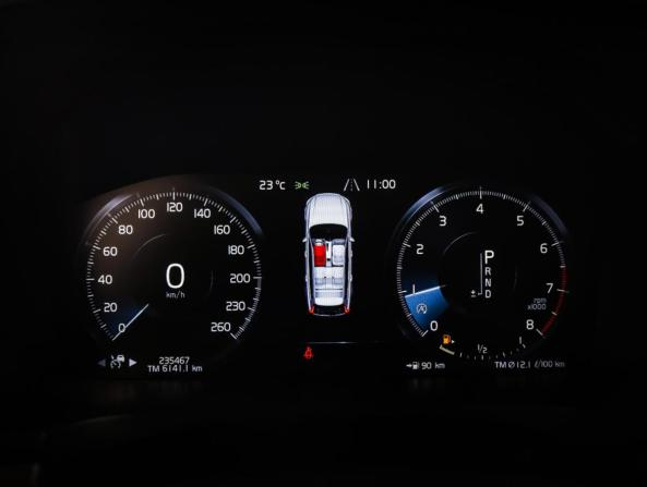 Volvo V90 Cross Country I с пробегом 2019 года, цена 2 690 000 рублей, 235466 км, универсал, Автокод Объявления