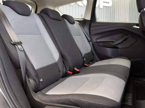 Ford Kuga II Рестайлинг с пробегом 2016 года, цена 1 647 000 рублей, 97442 км, внедорожник, Автокод Объявления