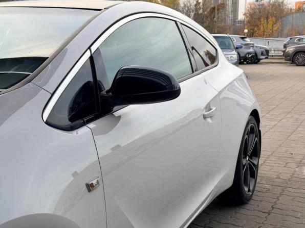 Opel Astra J Рестайлинг с пробегом 2013 года, цена 898 000 рублей, 145000 км, хэтчбек, Автокод Объявления