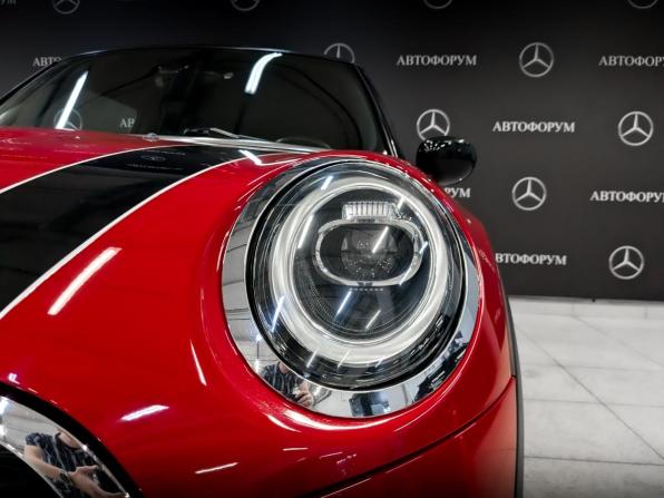 Mini Hatch III (F55/F56) Рестайлинг с пробегом 2020 года, цена 2 315 000 рублей, 51000 км, хэтчбек, Автокод Объявления
