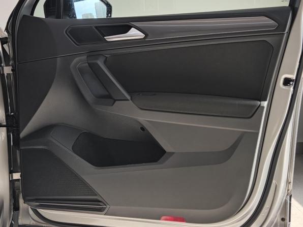 Volkswagen Tiguan II с пробегом 2020 года, цена 2 800 000 рублей, 95755 км, внедорожник, Автокод Объявления
