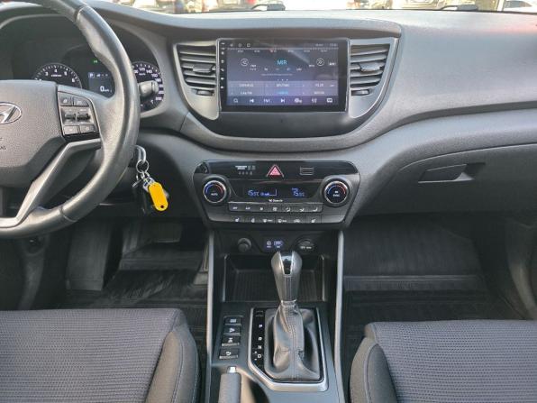 Hyundai Tucson III с пробегом 2016 года, цена 2 035 000 рублей, 128877 км, внедорожник, Автокод Объявления