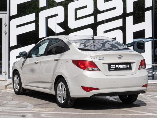Hyundai Solaris I Рестайлинг с пробегом 2015 года, цена 1 039 000 рублей, 182705 км, седан, Автокод Объявления