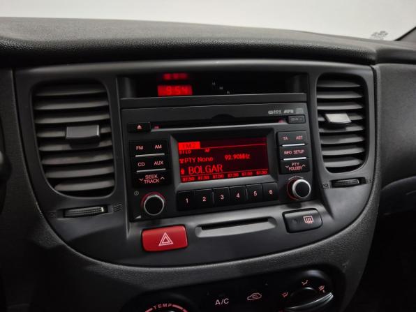Kia Rio II Рестайлинг с пробегом 2010 года, цена 560 000 рублей, 160500 км, седан, Автокод Объявления