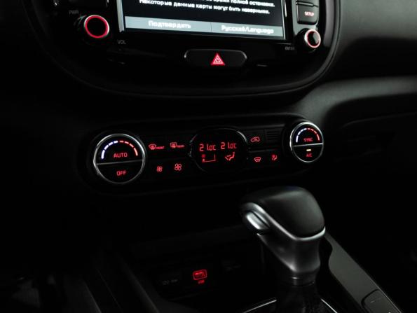 Kia Soul III с пробегом 2021 года, цена 2 199 700 рублей, 75294 км, хэтчбек, Автокод Объявления