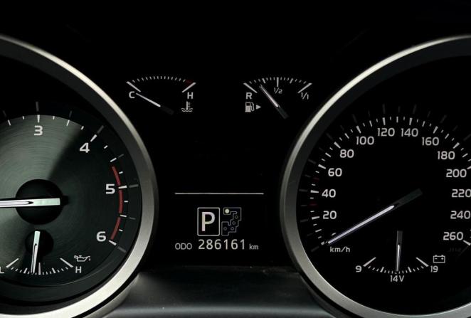 Toyota Land Cruiser 200 Series с пробегом 2012 года, цена 3 150 000 рублей, 286000 км, внедорожник, Автокод Объявления