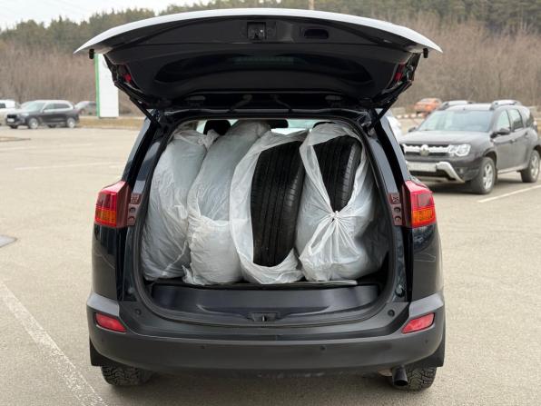 Toyota RAV4 IV (XA40) с пробегом 2015 года, цена 2 215 000 рублей, 232712 км, внедорожник, Автокод Объявления