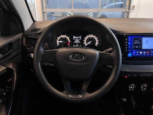 Lada (ВАЗ) Vesta I Рестайлинг (NG) с пробегом 2024 года, цена 1 360 000 рублей, 42495 км, седан, Автокод Объявления