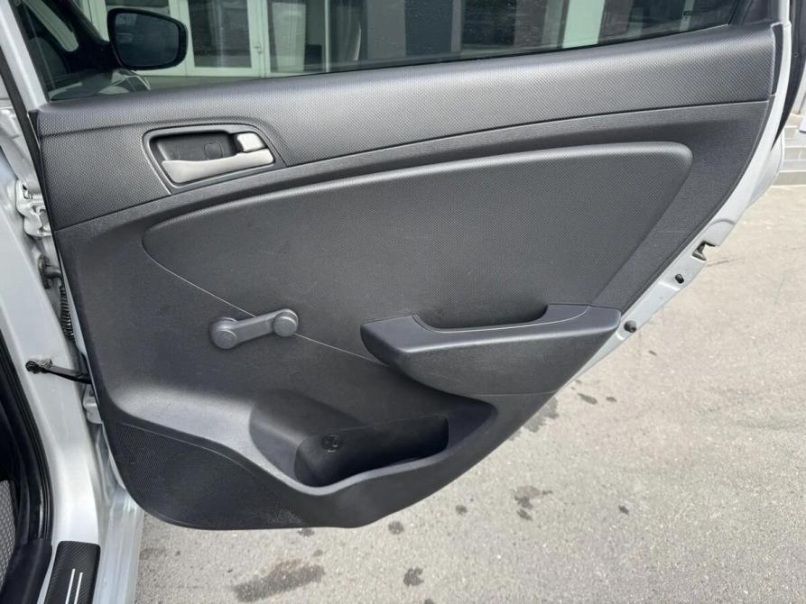 Hyundai Solaris I Рестайлинг Краснодар  - изображение 18