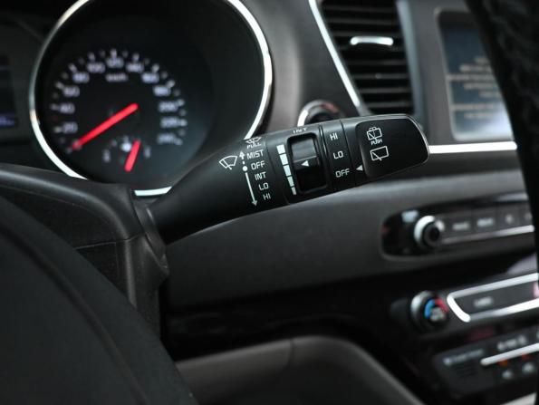 Kia Carnival III с пробегом 2019 года, цена 2 699 000 рублей, 153833 км, минивэн, Автокод Объявления