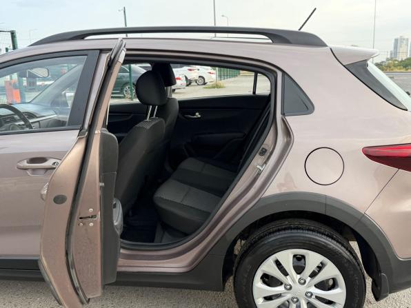 Kia Rio IV с пробегом 2019 года, цена 1 399 000 рублей, 127367 км, хэтчбек, Автокод Объявления