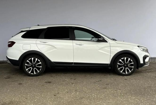 Lada (ВАЗ) Vesta I Рестайлинг (NG) с пробегом 2024 года, цена 1 645 000 рублей, 14230 км, универсал, Автокод Объявления