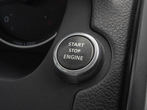 Land Rover Freelander II Рестайлинг 2 с пробегом 2013 года, цена 1 710 000 рублей, 164905 км, внедорожник, Автокод Объявления